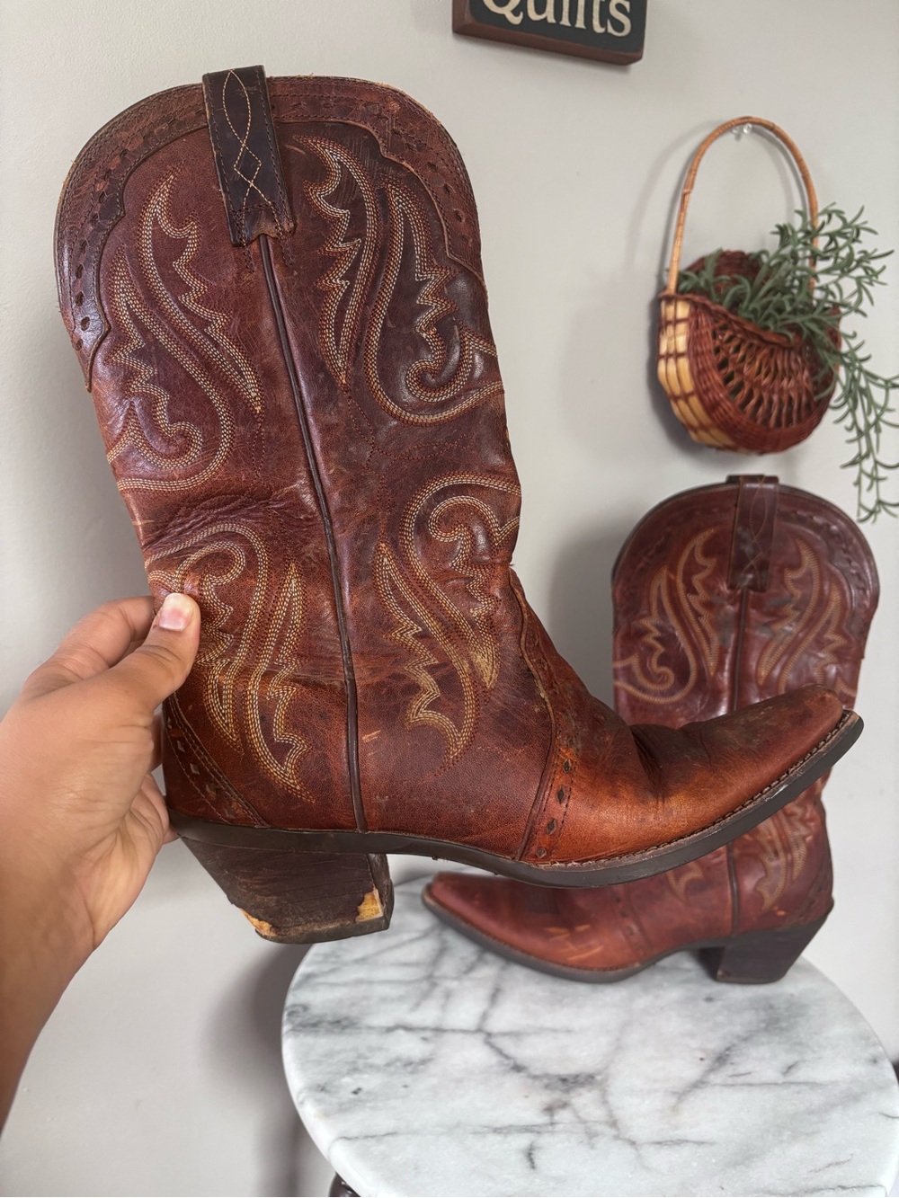 Ariat Men’s Cowboy Floral Embroidered Western Boots- 7.5
